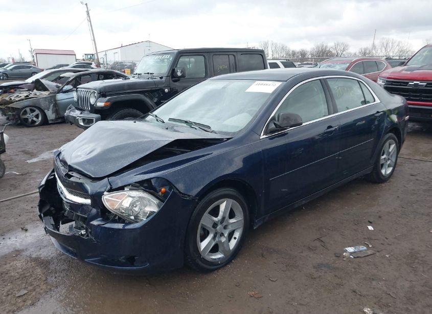 Photo 2 of 2011 Chevrolet Malibu LS (VIN 1G1ZB5E10BF172067)