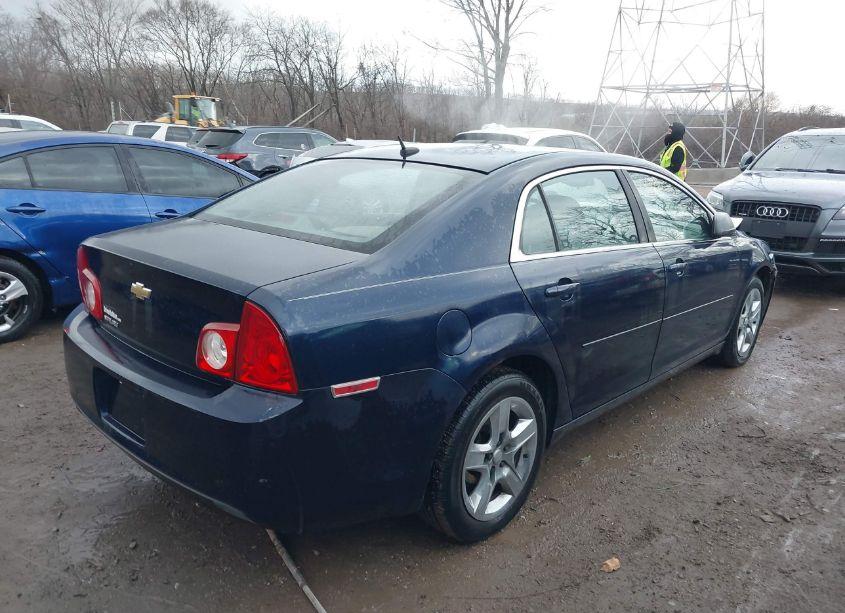 Photo 4 of 2011 Chevrolet Malibu LS (VIN 1G1ZB5E10BF172067)