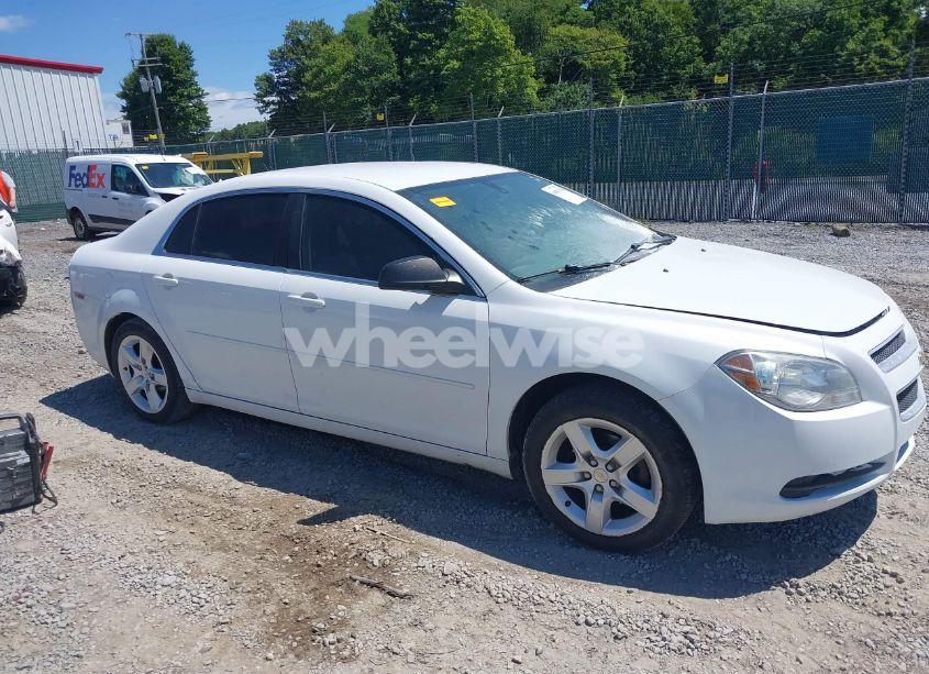 2011 Chevrolet Malibu LS (VIN 1G1ZB5E10BF185465) main photo