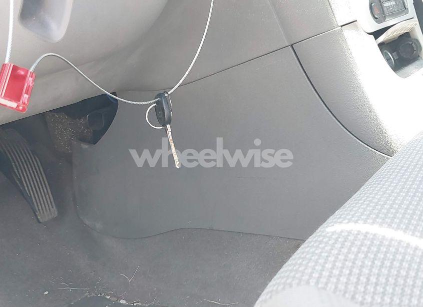 Photo 11 of 2011 Chevrolet Malibu LS (VIN 1G1ZB5E10BF185465)