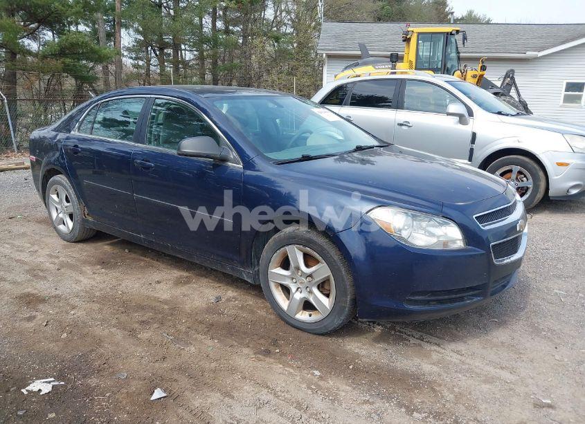 2011 Chevrolet Malibu LS (VIN 1G1ZB5E10BF191198) main photo