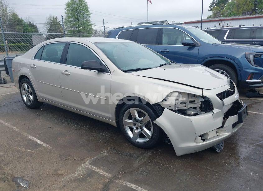 2011 Chevrolet Malibu LS (VIN 1G1ZB5E10BF197101) main photo