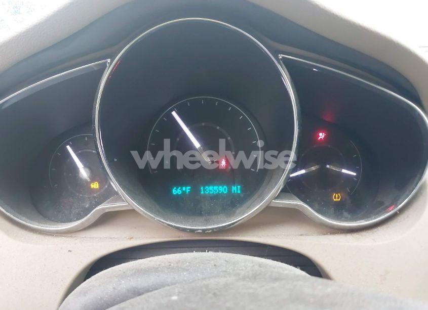 Photo 7 of 2011 Chevrolet Malibu LS (VIN 1G1ZB5E10BF197101)