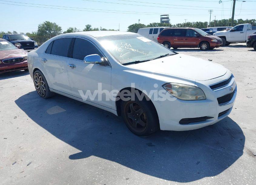 2011 Chevrolet Malibu LS (VIN 1G1ZB5E10BF261055) main photo