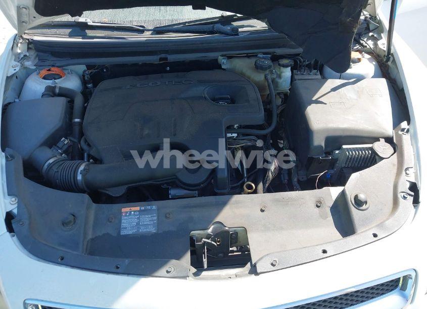 Photo 10 of 2011 Chevrolet Malibu LS (VIN 1G1ZB5E10BF261055)