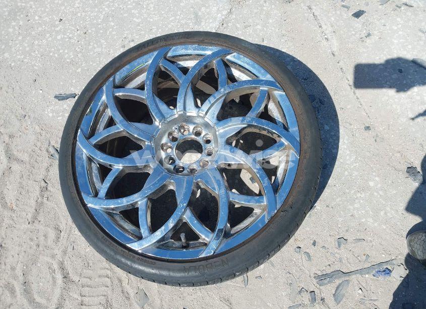 Photo 12 of 2011 Chevrolet Malibu LS (VIN 1G1ZB5E10BF261055)