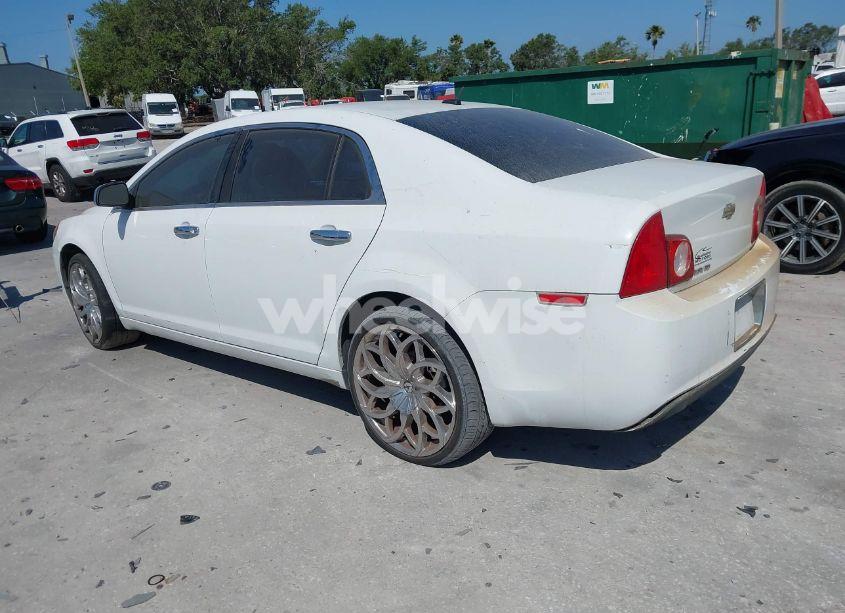 Photo 3 of 2011 Chevrolet Malibu LS (VIN 1G1ZB5E10BF261055)