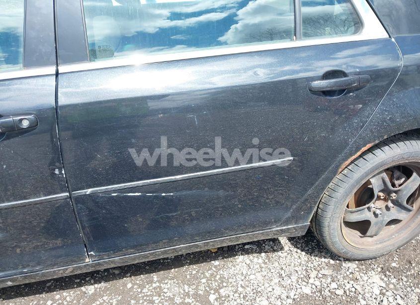 Photo 15 of 2011 Chevrolet Malibu LS (VIN 1G1ZB5E10BF293570)