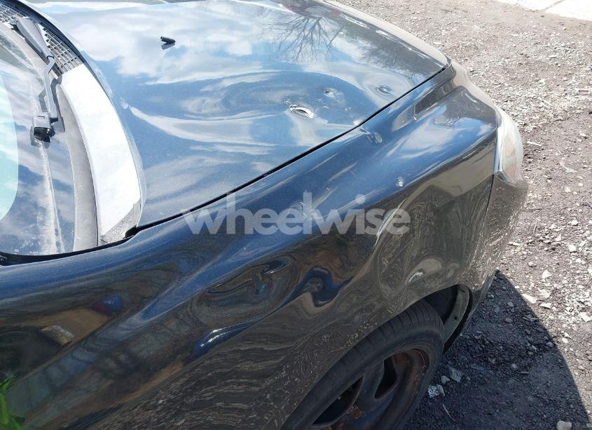 Photo 17 of 2011 Chevrolet Malibu LS (VIN 1G1ZB5E10BF293570)