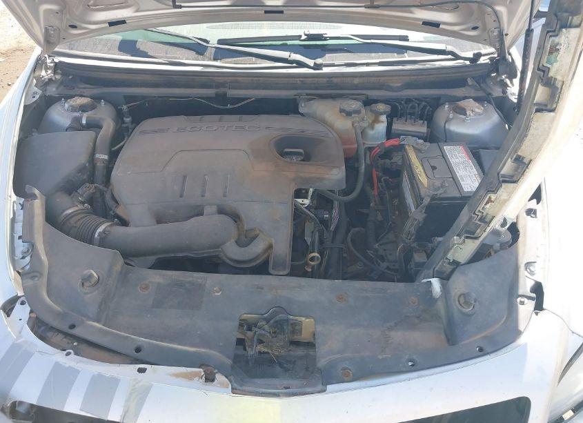 Photo 10 of 2011 Chevrolet Malibu LS (VIN 1G1ZB5E11BF153625)