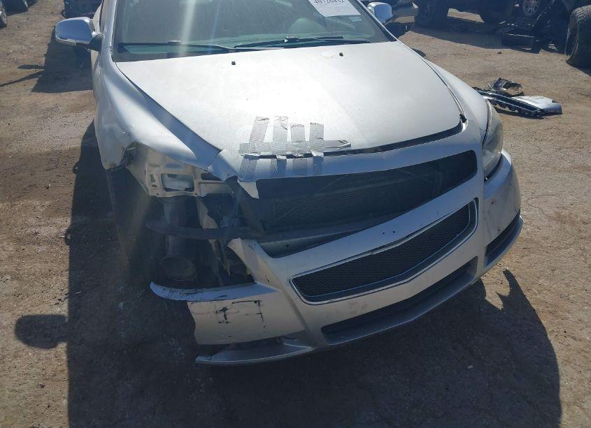 Photo 6 of 2011 Chevrolet Malibu LS (VIN 1G1ZB5E11BF153625)