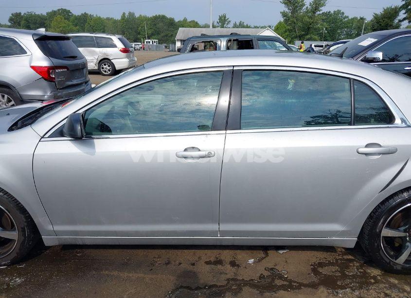 Photo 14 of 2011 Chevrolet Malibu LS (VIN 1G1ZB5E11BF271741)