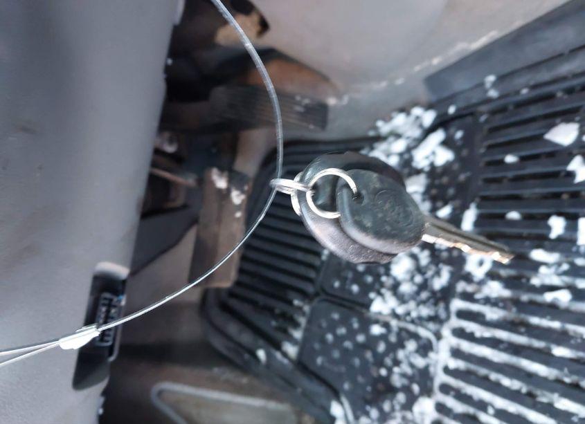 Photo 11 of 2011 Chevrolet Malibu LS (VIN 1G1ZB5E11BF324132)