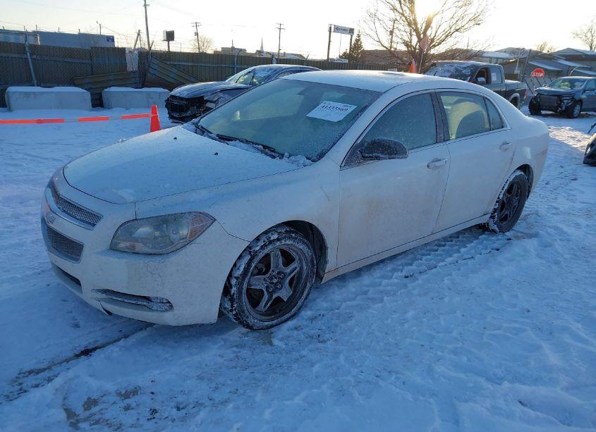 Photo 2 of 2011 Chevrolet Malibu LS (VIN 1G1ZB5E11BF324132)