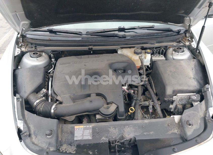 Photo 10 of 2011 Chevrolet Malibu LS (VIN 1G1ZB5E12BF111917)