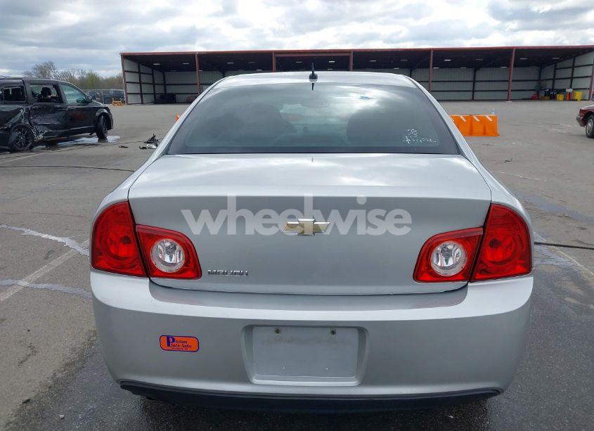 Photo 16 of 2011 Chevrolet Malibu LS (VIN 1G1ZB5E12BF111917)