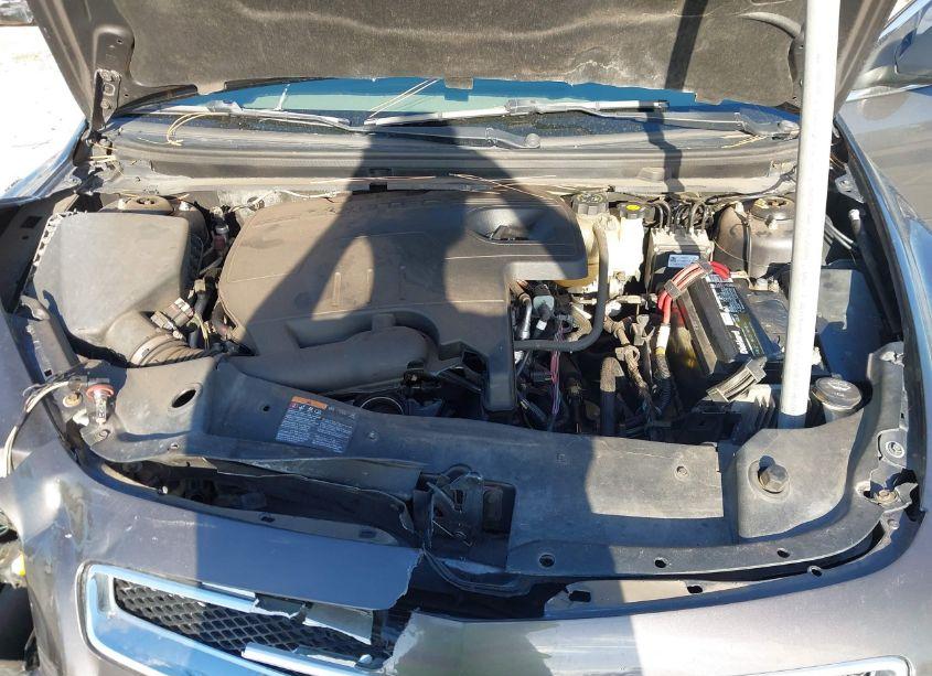 Photo 10 of 2011 Chevrolet Malibu LS (VIN 1G1ZB5E12BF227537)