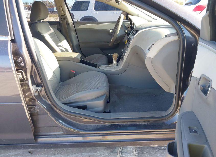 Photo 5 of 2011 Chevrolet Malibu LS (VIN 1G1ZB5E12BF227537)