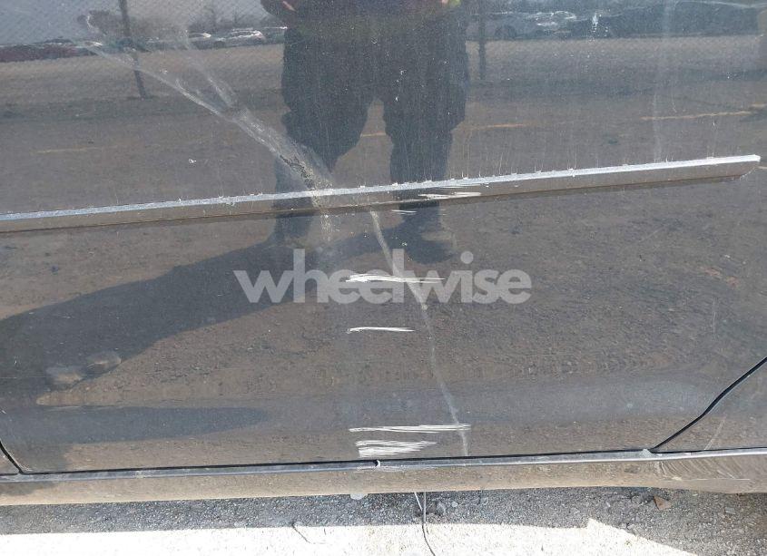 Photo 12 of 2011 Chevrolet Malibu LS (VIN 1G1ZB5E12BF238697)