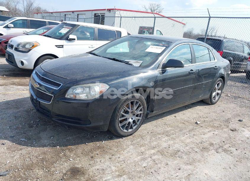 Photo 2 of 2011 Chevrolet Malibu LS (VIN 1G1ZB5E12BF238697)