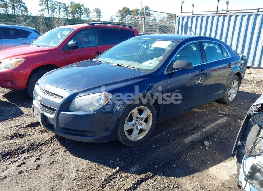 Photo 2 of 2011 Chevrolet Malibu LS (VIN 1G1ZB5E13BF173911)