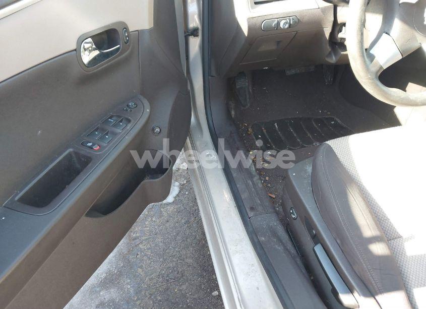 Photo 19 of 2011 Chevrolet Malibu LS (VIN 1G1ZB5E13BF256433)