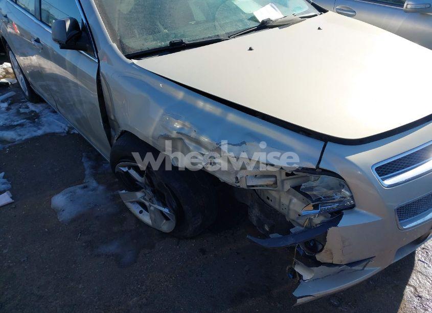 Photo 6 of 2011 Chevrolet Malibu LS (VIN 1G1ZB5E13BF256433)