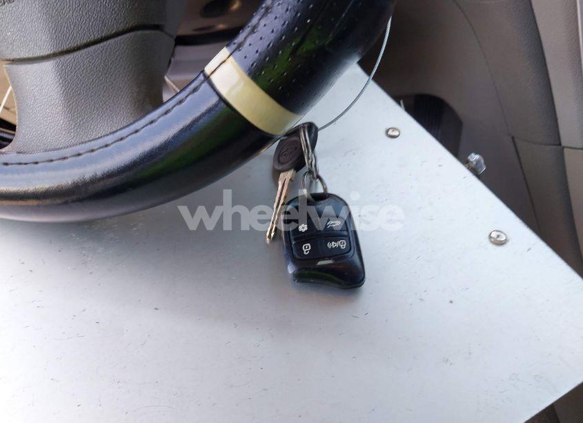 Photo 11 of 2011 Chevrolet Malibu LS (VIN 1G1ZB5E13BF270204)