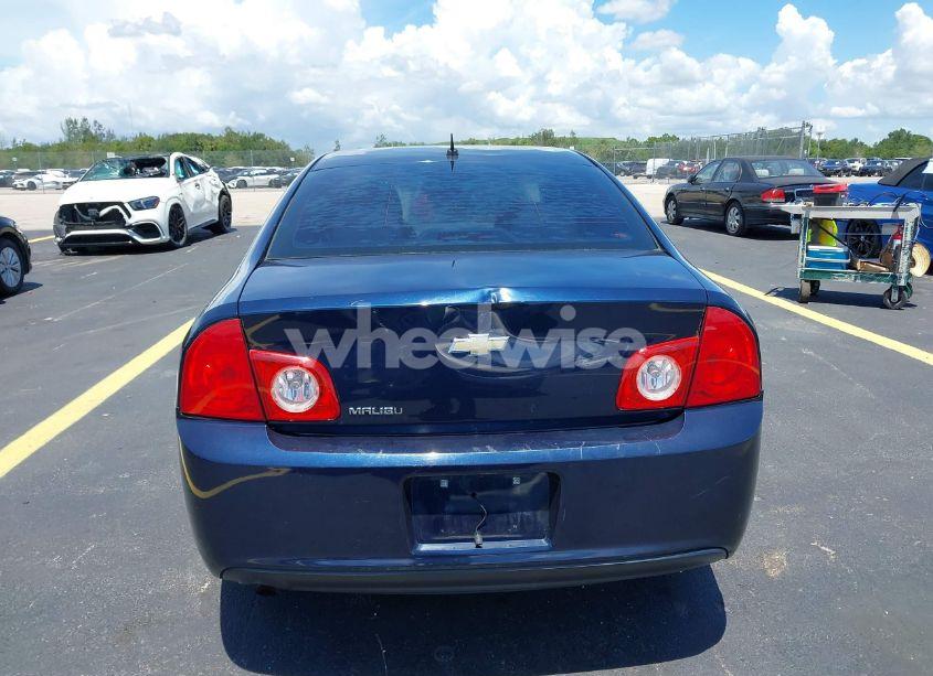 Photo 16 of 2011 Chevrolet Malibu LS (VIN 1G1ZB5E13BF270204)