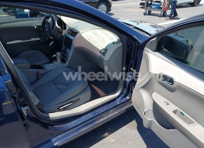 Photo 5 of 2011 Chevrolet Malibu LS (VIN 1G1ZB5E13BF270204)