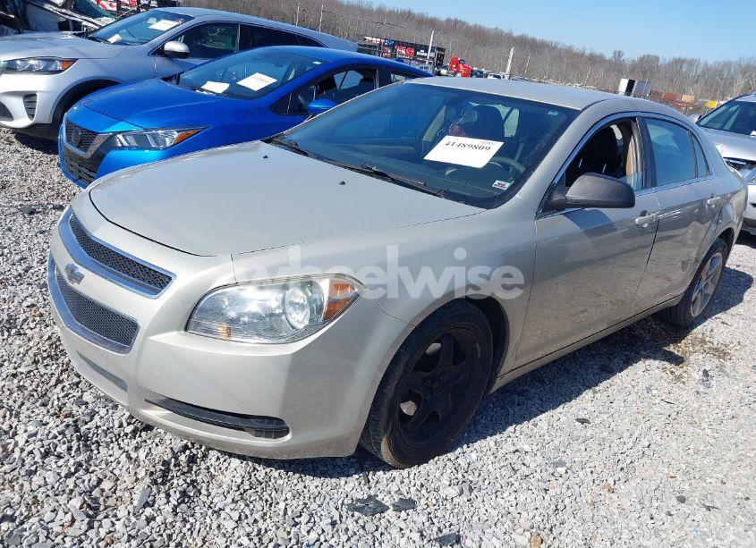 Photo 2 of 2011 Chevrolet Malibu LS (VIN 1G1ZB5E13BF294325)