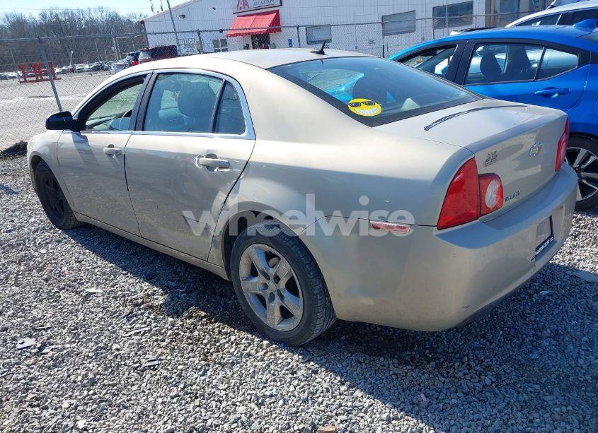 Photo 3 of 2011 Chevrolet Malibu LS (VIN 1G1ZB5E13BF294325)