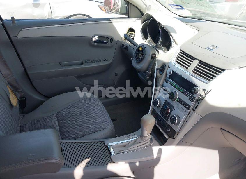 Photo 5 of 2011 Chevrolet Malibu LS (VIN 1G1ZB5E14BF121171)