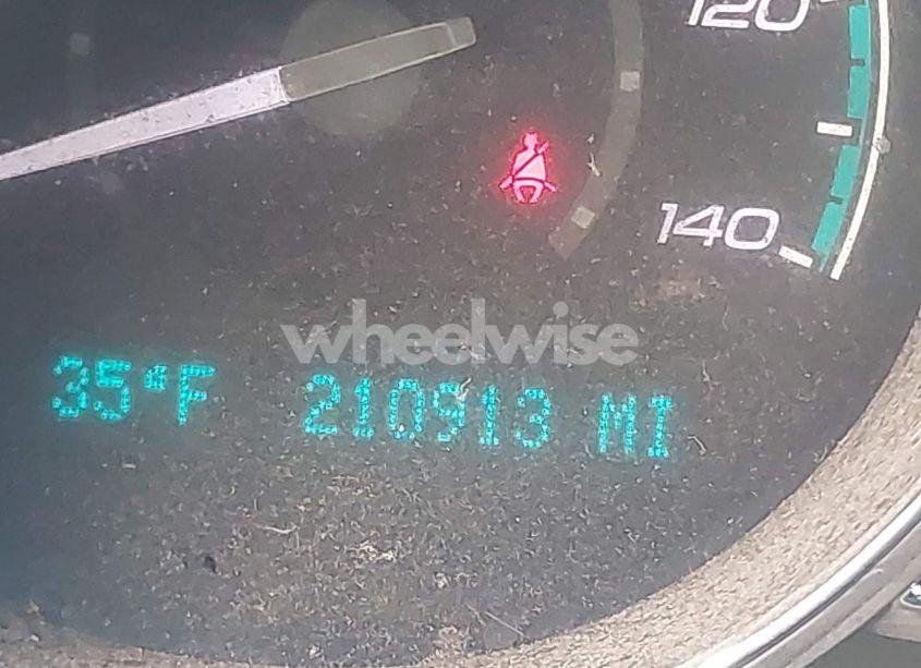 Photo 7 of 2011 Chevrolet Malibu LS (VIN 1G1ZB5E14BF121641)