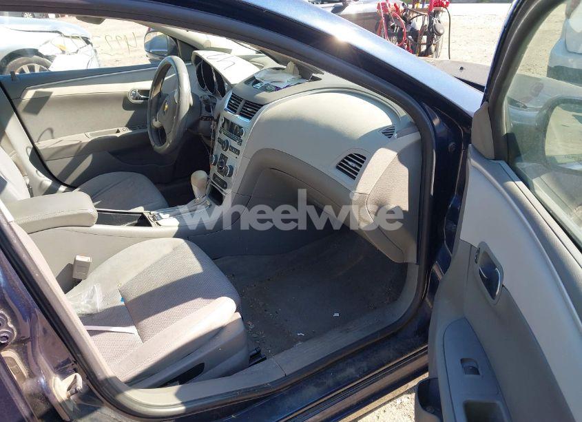 Photo 5 of 2011 Chevrolet Malibu LS (VIN 1G1ZB5E14BF144207)