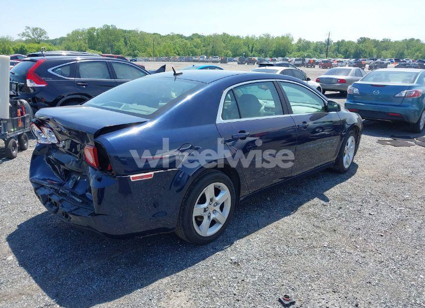 Photo 4 of 2011 Chevrolet Malibu LS (VIN 1G1ZB5E14BF227846)