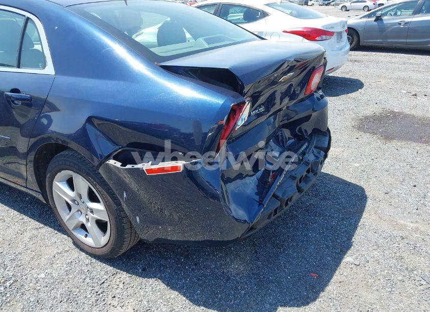 Photo 6 of 2011 Chevrolet Malibu LS (VIN 1G1ZB5E14BF227846)