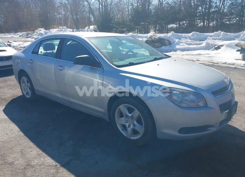 2011 Chevrolet Malibu LS (VIN 1G1ZB5E15BF106372) main photo