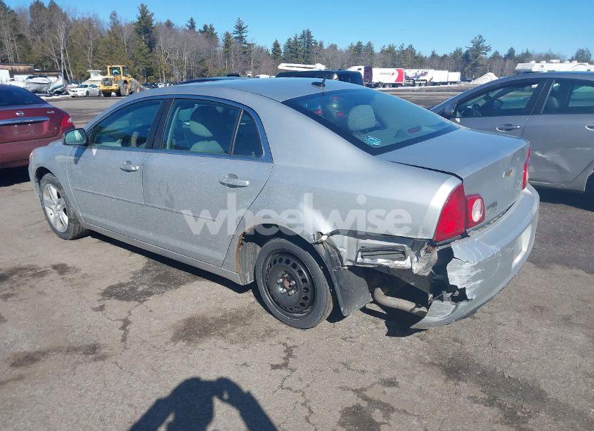 Photo 3 of 2011 Chevrolet Malibu LS (VIN 1G1ZB5E15BF106372)