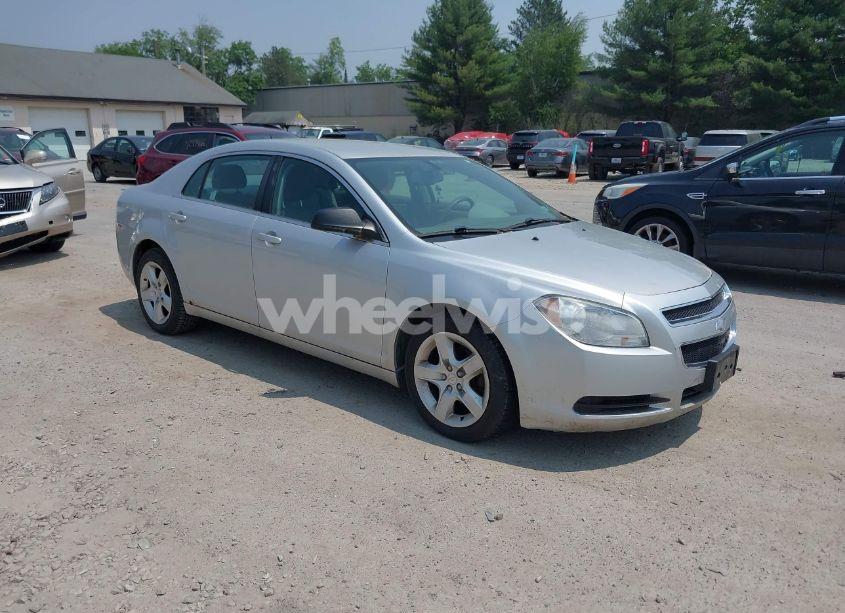 2011 Chevrolet Malibu LS (VIN 1G1ZB5E15BF121597) main photo