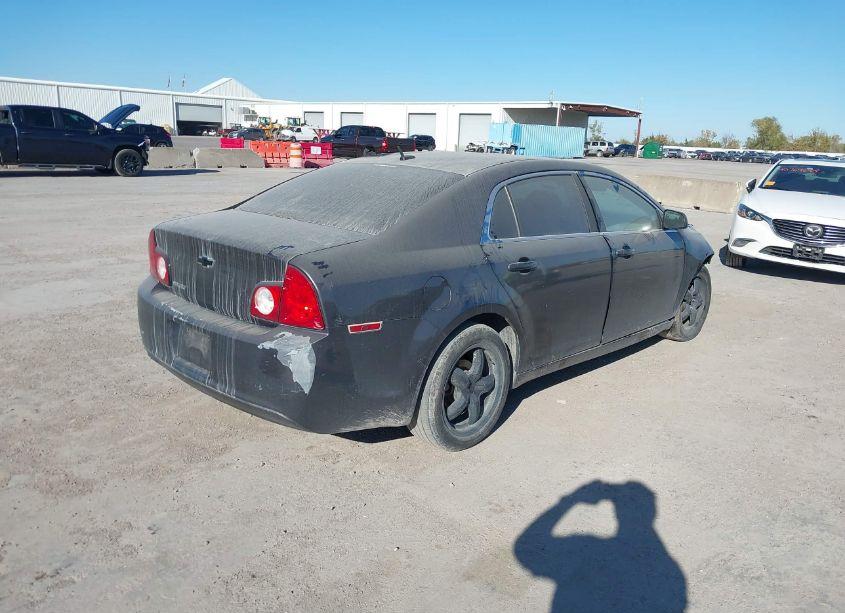 Photo 4 of 2011 Chevrolet Malibu LS (VIN 1G1ZB5E15BF145401)