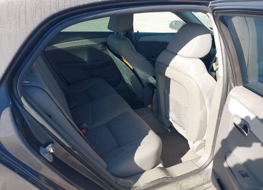 Photo 8 of 2011 Chevrolet Malibu LS (VIN 1G1ZB5E15BF145401)