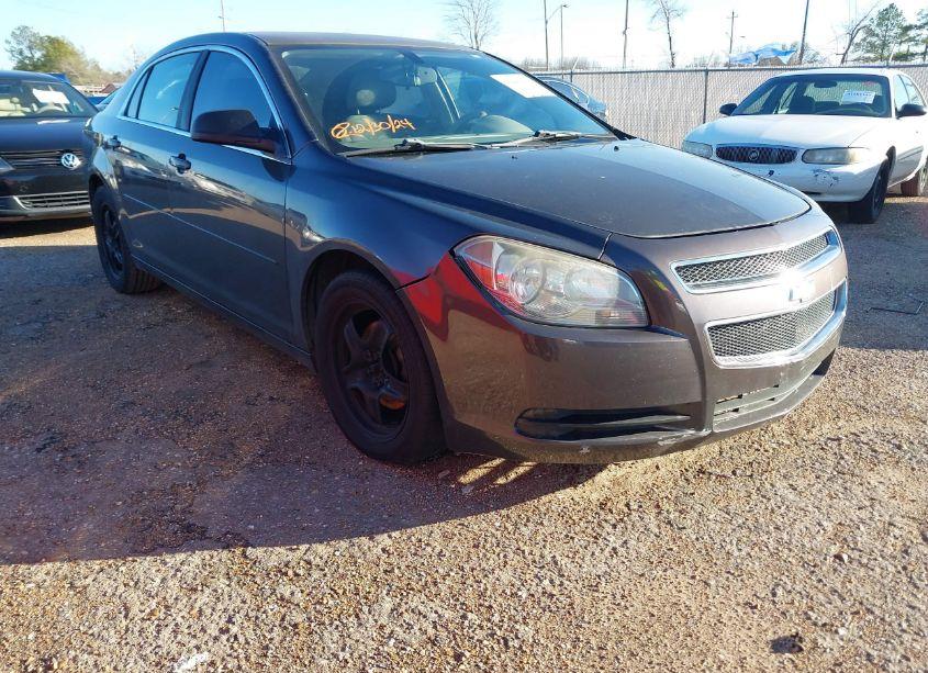 2011 Chevrolet Malibu LS (VIN 1G1ZB5E15BF186403) main photo