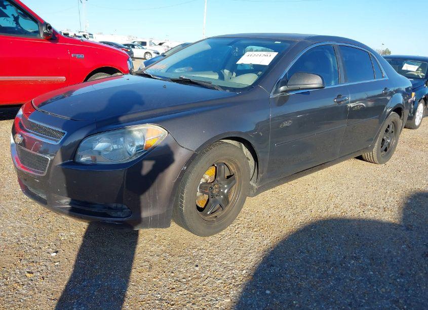 Photo 2 of 2011 Chevrolet Malibu LS (VIN 1G1ZB5E15BF186403)