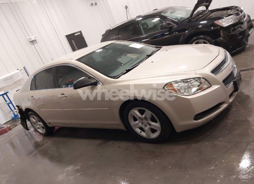Photo 13 of 2011 Chevrolet Malibu LS (VIN 1G1ZB5E15BF220310)