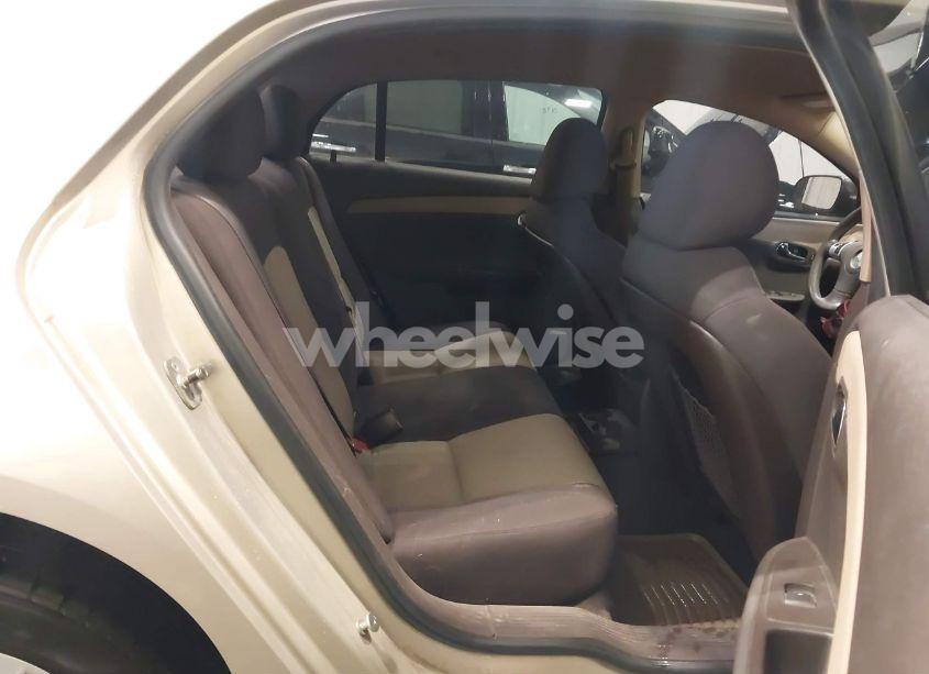 Photo 8 of 2011 Chevrolet Malibu LS (VIN 1G1ZB5E15BF220310)