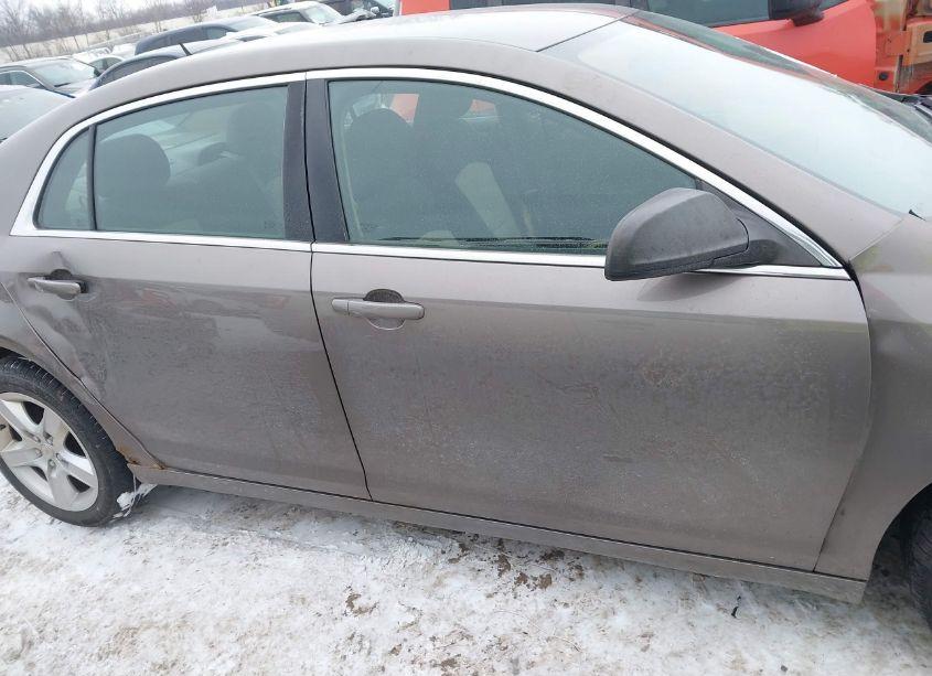 Photo 14 of 2011 Chevrolet Malibu LS (VIN 1G1ZB5E15BF228374)