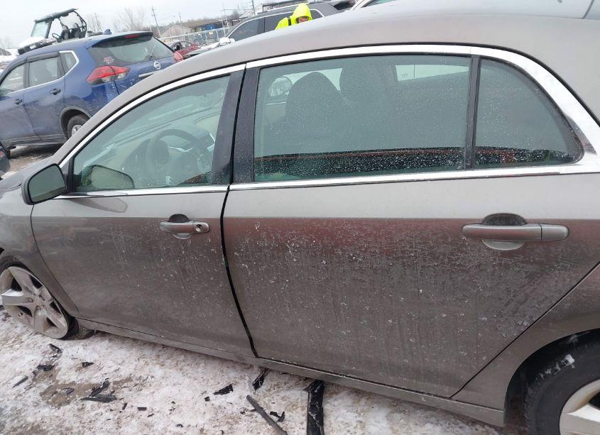 Photo 15 of 2011 Chevrolet Malibu LS (VIN 1G1ZB5E15BF228374)