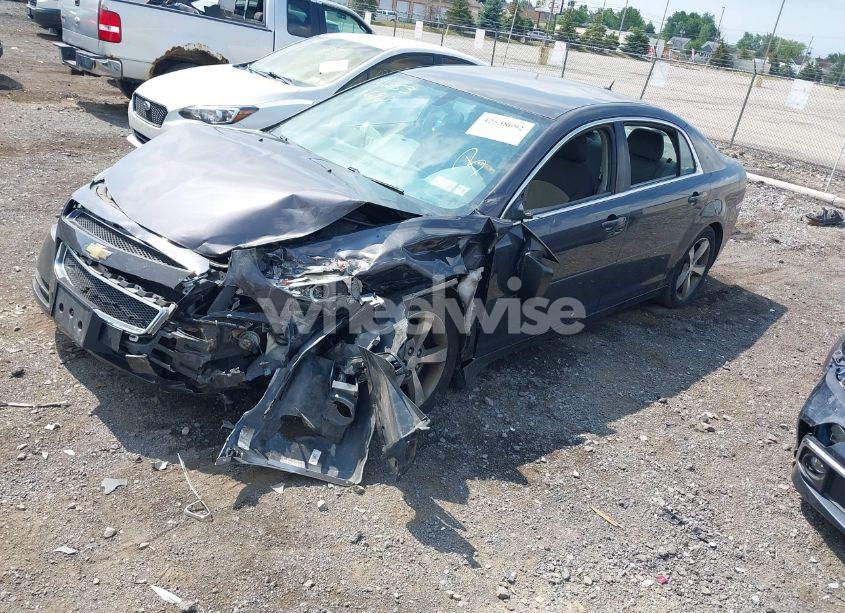 Photo 2 of 2011 Chevrolet Malibu LS (VIN 1G1ZB5E15BF269331)