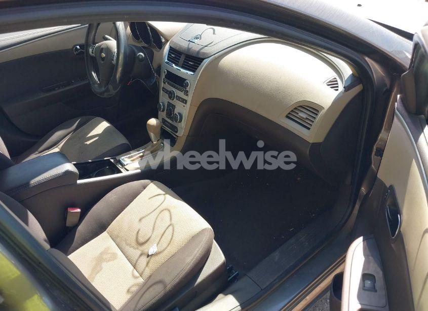 Photo 5 of 2011 Chevrolet Malibu LS (VIN 1G1ZB5E15BF278806)